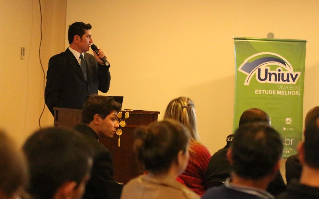 Acadêmicos de Secretariado Executivo criam empresa na disciplina de Gestão da Qualidade