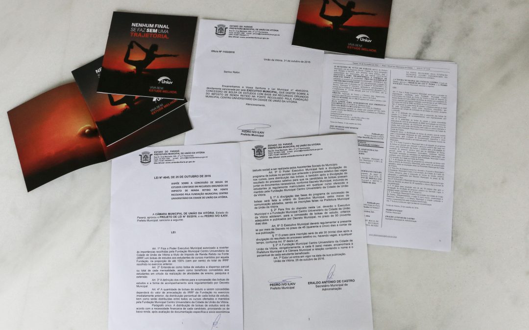 Projeto de bolsas de estudos da UNIUV vira lei