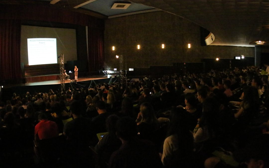 XIII EnAProC reúne pesquisadores do ensino médio, técnico e graduação