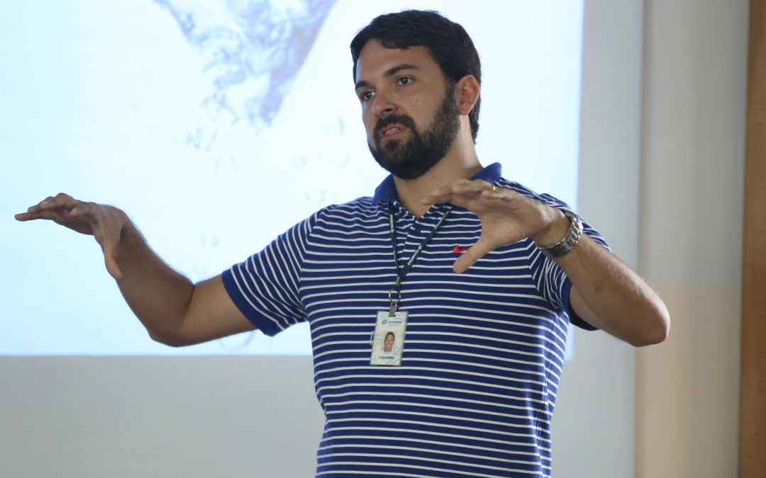 Cursos de Engenharia Ambiental e Civil participam de palestra sobre o saneamento básico em União da Vitória