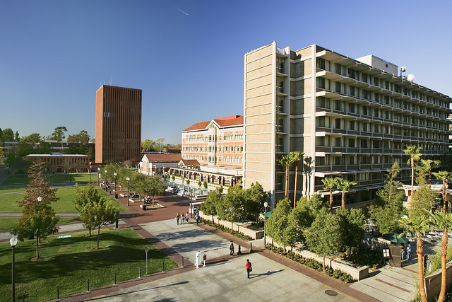 UNIUV fecha convênio com University of Southern California