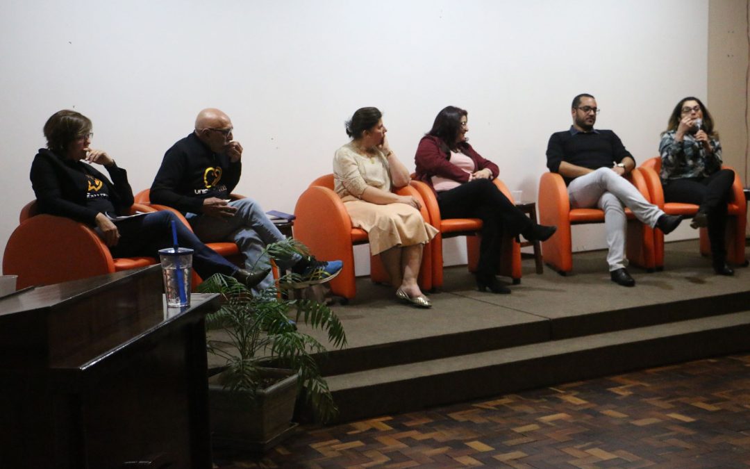 UNIUV promove mesa redonda sobre o Setembro Amarelo